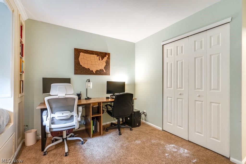 English Oaks Condo - Residential