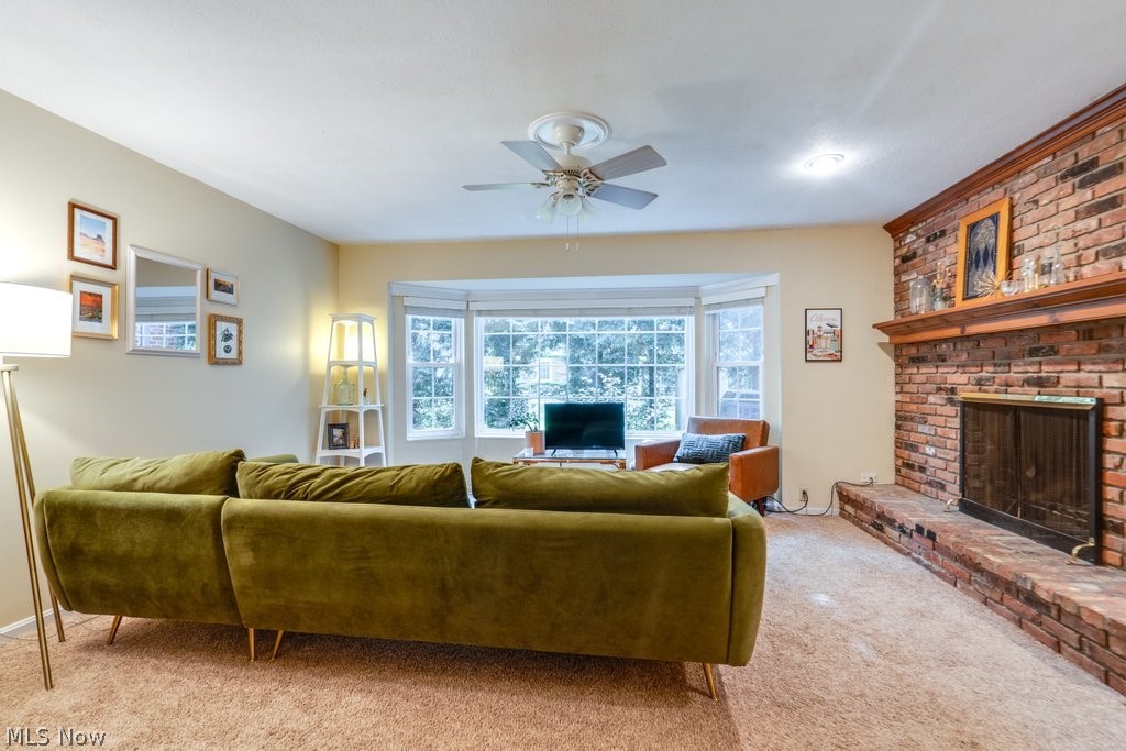 English Oaks Condo - Residential