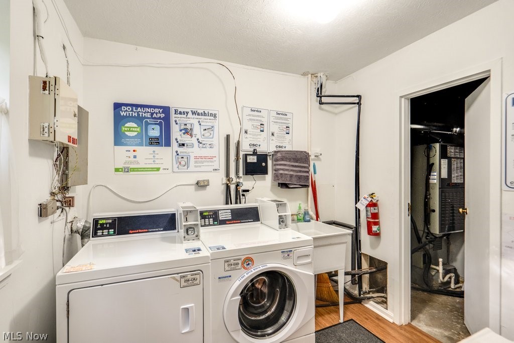 English Oaks Condo - Residential