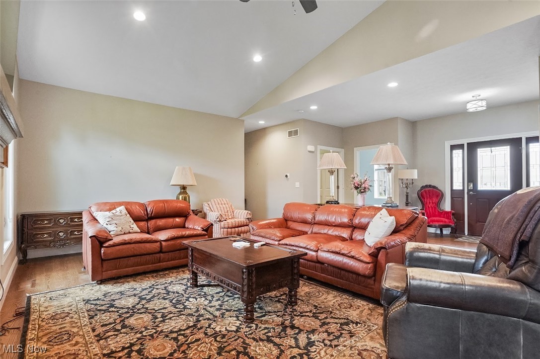Bradford Pointe - Residential