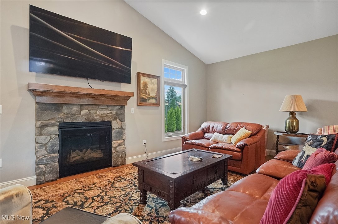 Bradford Pointe - Residential
