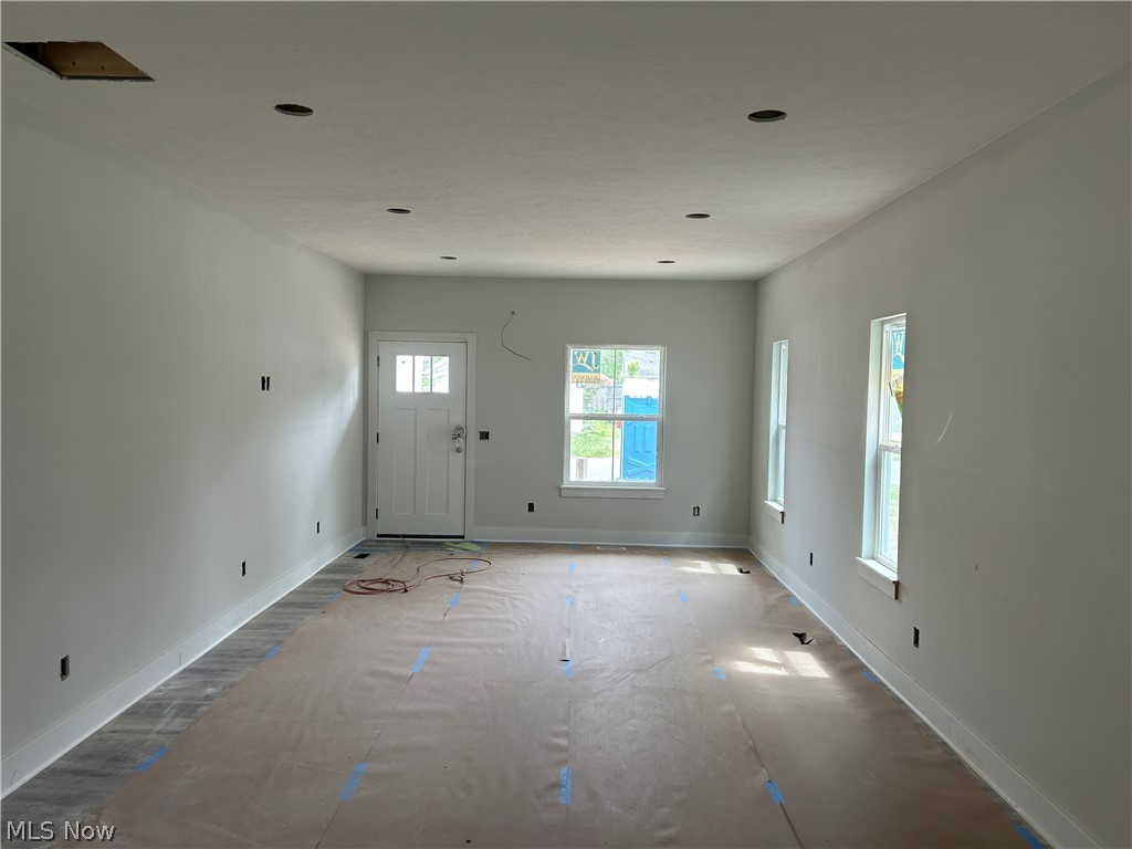 Willobee On The Lake - Residential