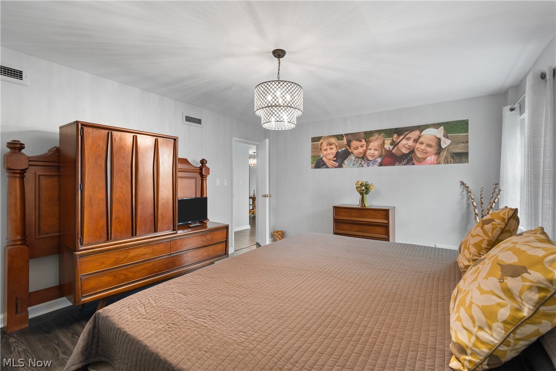 Carlton House Condominiums - Residential
