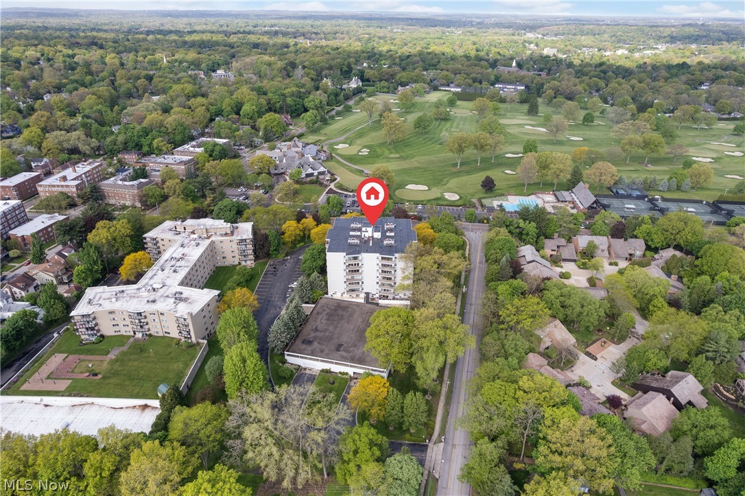 Carlton House Condominiums - Residential