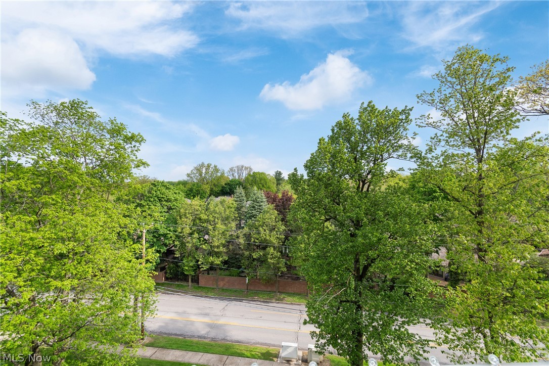 Carlton House Condominiums - Residential