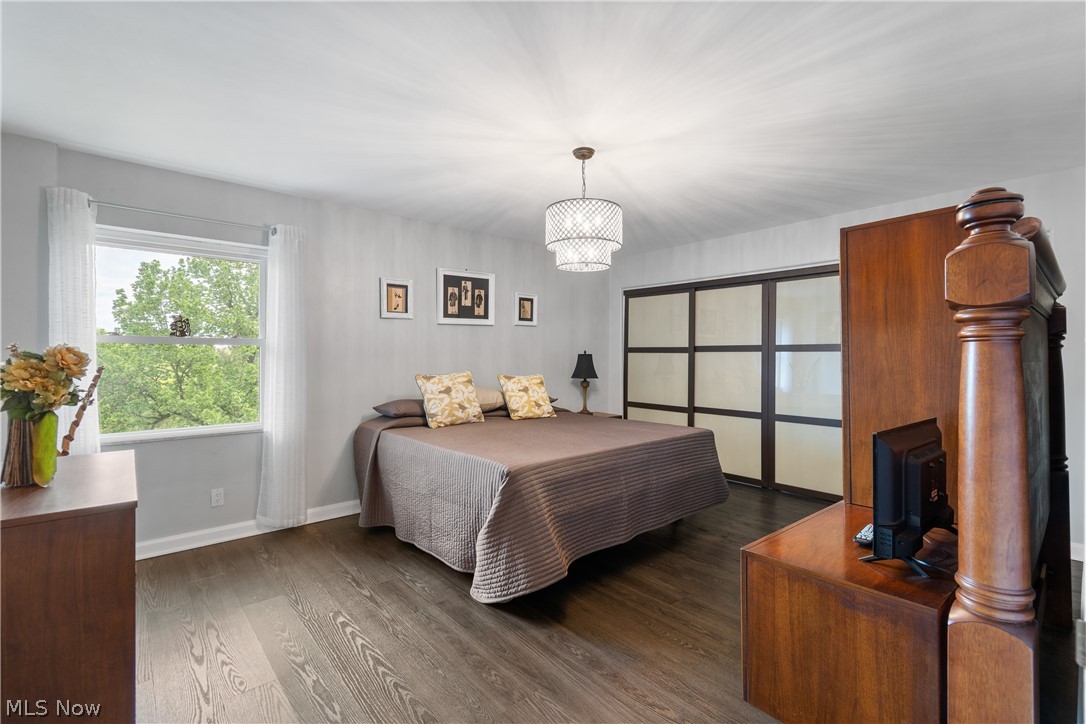 Carlton House Condominiums - Residential