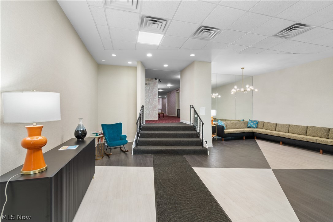 Carlton House Condominiums - Residential