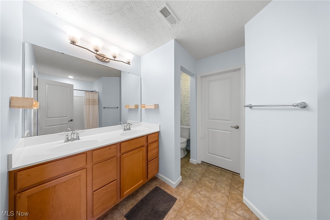 6539 Stoneyridge Drive, Medina, Ohio image 17