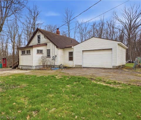 Homes For Sale - 1110 Niles Vienna Road<br/> Vienna, OH 44473