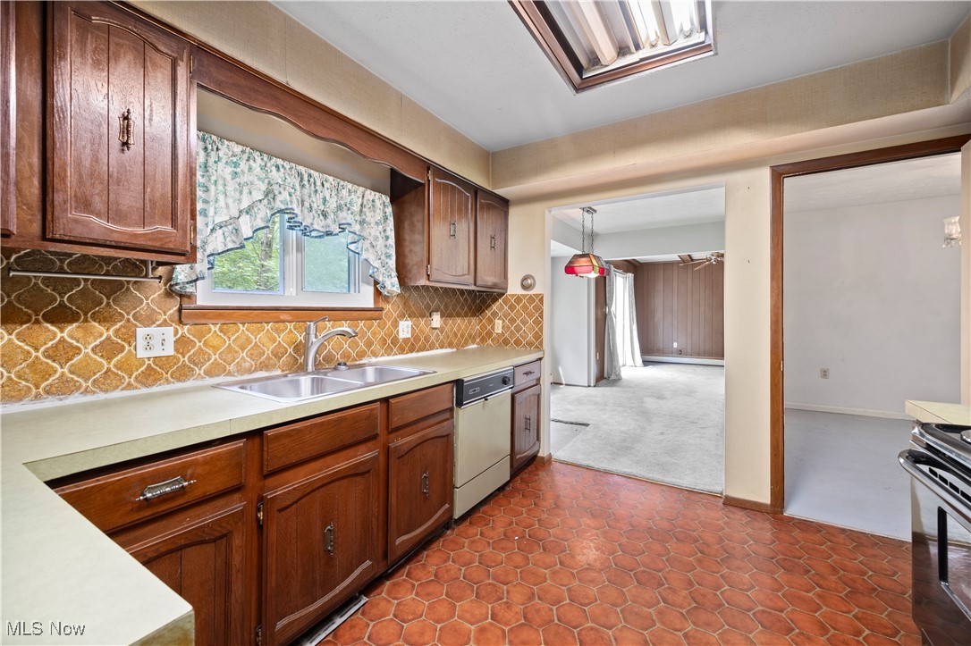 42 Edgewood Drive, Grafton, Ohio image 4