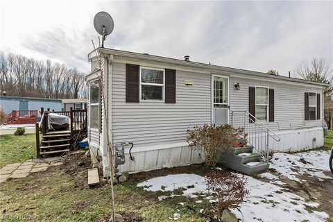 Homes For Sale - 6610 Lear Nagle Road #33<br/> North Ridgeville, OH 44039