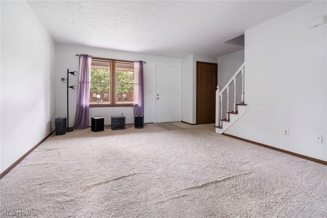 Heatherwood Knolls - Residential Income