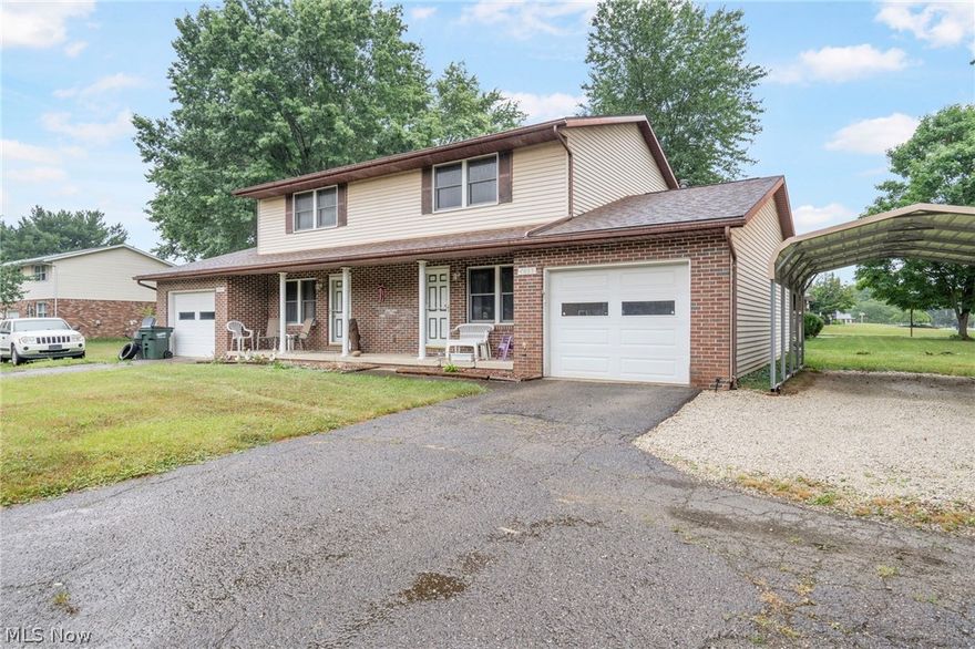 Ready to add to your portfolio or looking for an owner occupant opportunity? Here is your chance! Fantastic side by side duplex in Jackson Twp is ready for new owners. 2 bed 1.5 bath on each side. Each has their own garage and the owner occupant side also has a large carport. Privacy fence splits the backyard. Laundry hookups in the basement. Call to schedule an appt today!