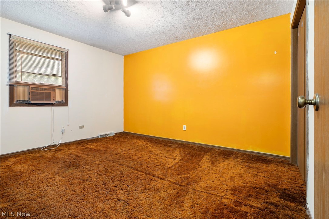 Heatherwood Knolls - Residential Income