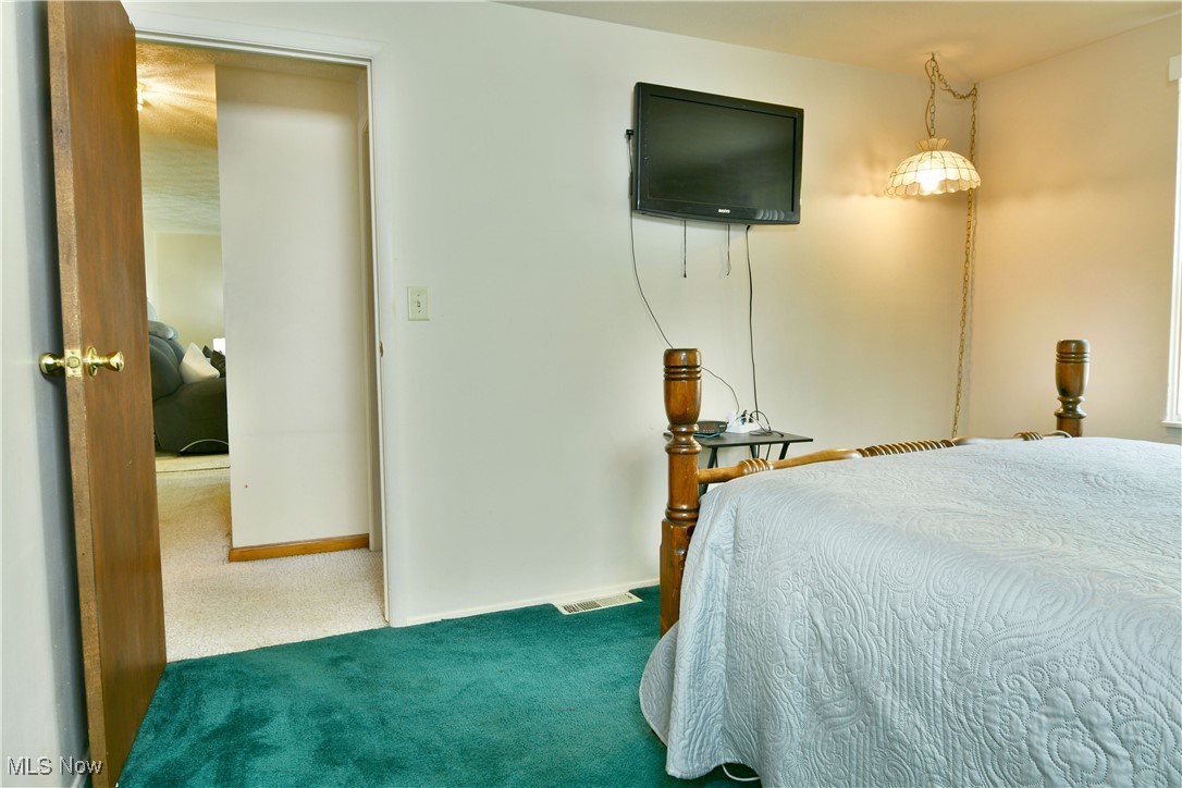 172 Camrose Drive, Niles, Ohio image 24