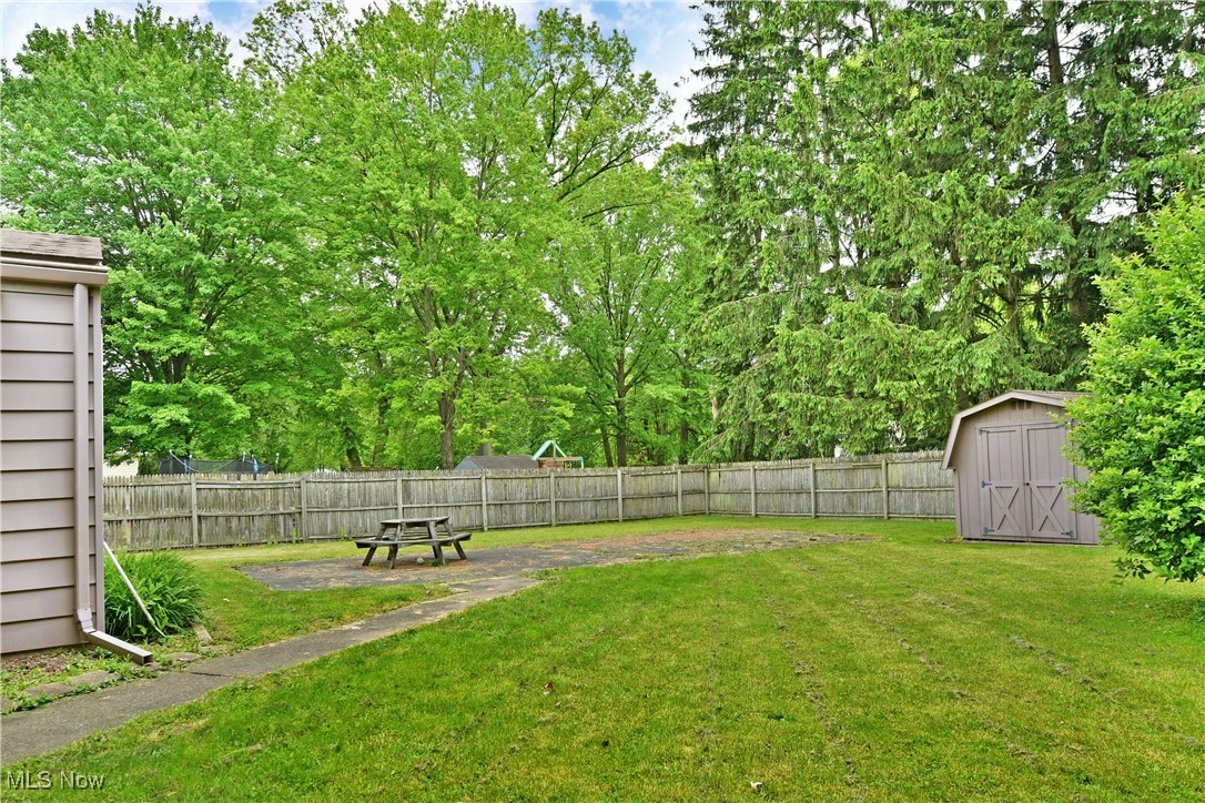 172 Camrose Drive, Niles, Ohio image 37