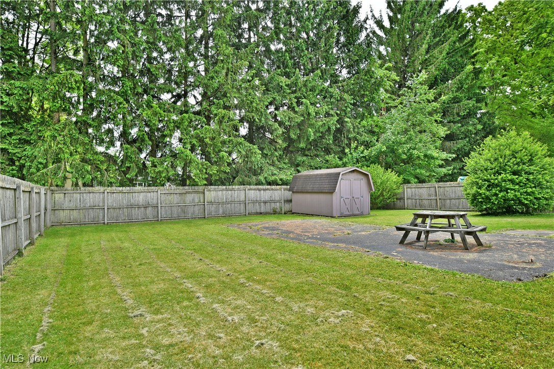 172 Camrose Drive, Niles, Ohio image 38