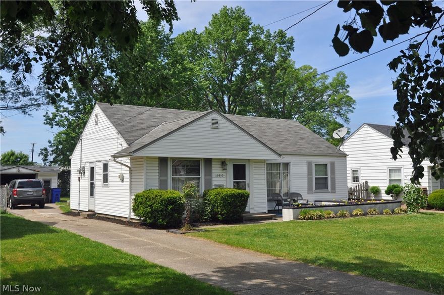 What a find!  Desirable West Park neighborhood.  Fresh paint and dining room and laundry room flooring.  Don't miss the awesome pool in the fenced backyard!  All appliances stay, including washer and dryer.  Interest rates are so low your mortgage could be cheaper than your rent.  Get here quick, this will not last!