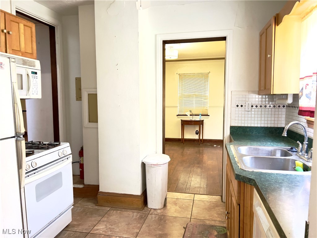 City/Youngstown - Residential