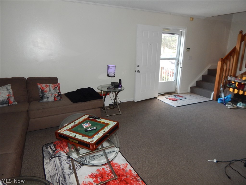 Williamsburg Court Condos - Residential