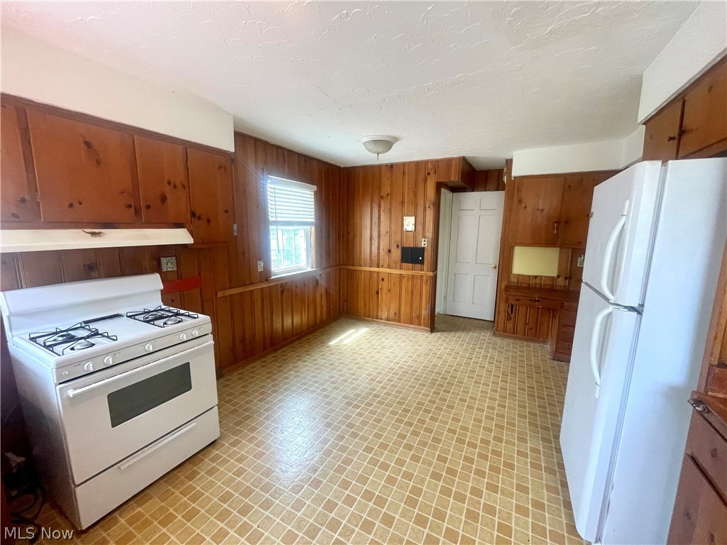 Mayfield Hlnd 02 - Residential