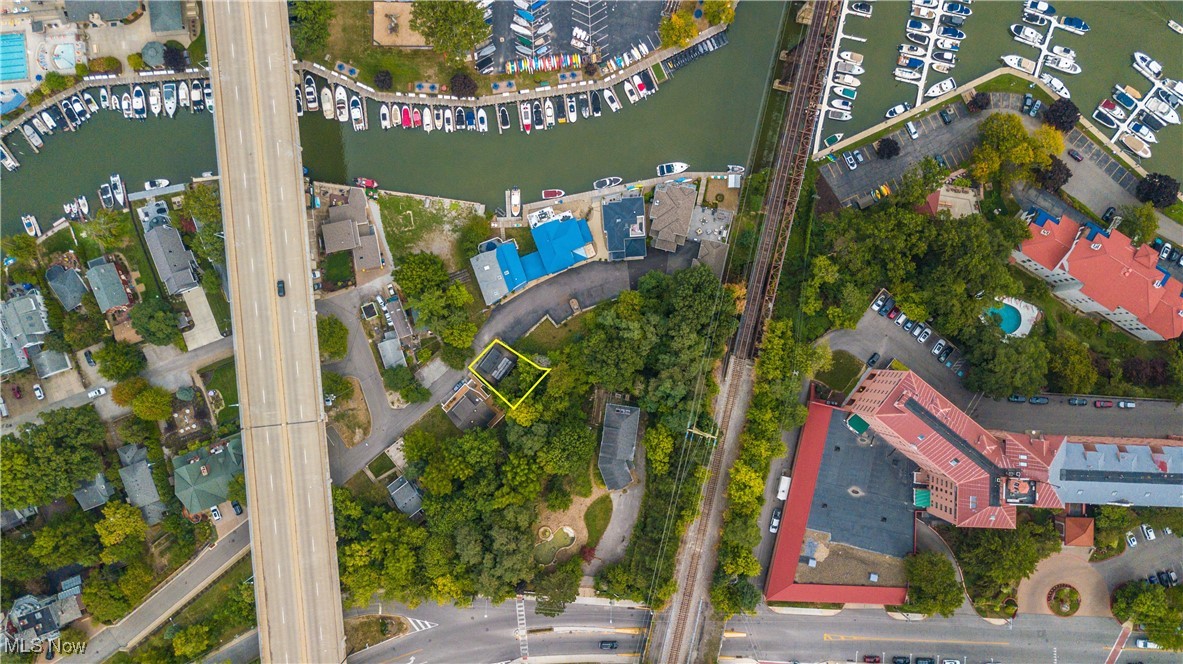 416 Riverdale Drive, Rocky River, Ohio image 17