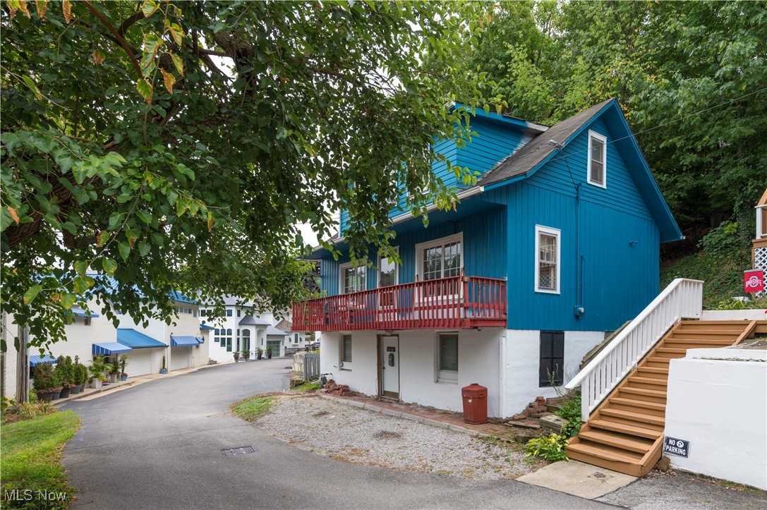 416 Riverdale Drive, Rocky River, Ohio image 2