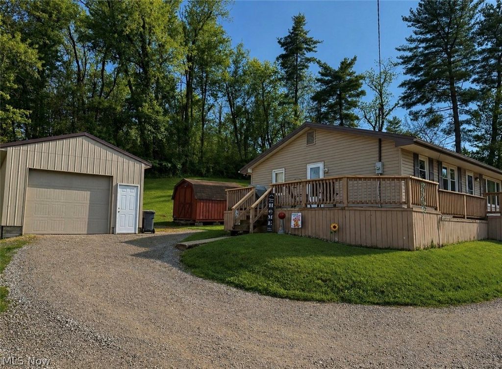 Photo of 1182 Potts Lane, Zanesville, OH 43701 (MLS # 5205795)