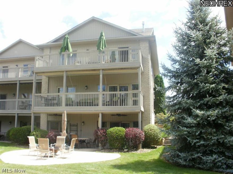 What a beautiful and affordable water front property with your private dock.Milton Commons offers a vacation lifestyle for the summer or year round. It's an exceptional tastefully decorated bright airy 2 bedroom 2 full bath condo. A light custom maple kitchen leads you into a spacious great room with cathedral ceilings and a wonderful tile fireplace. It has everything even the laundry room on one floor and did I mention the refrigerator, stove, dishwasher, microwave, washer & dryer stay? Includes your private dock. So live the good life...some Researchers say that living with a water view adds 10 years to your life.Outstanding lake views from the Master bedroom,the great room and the outdoor deck.Enjoy the beautiful shorelines of this unlimited H.P.Lake.Great fishing,swim in the private pool or a nearby beach. Schedule your showing today.