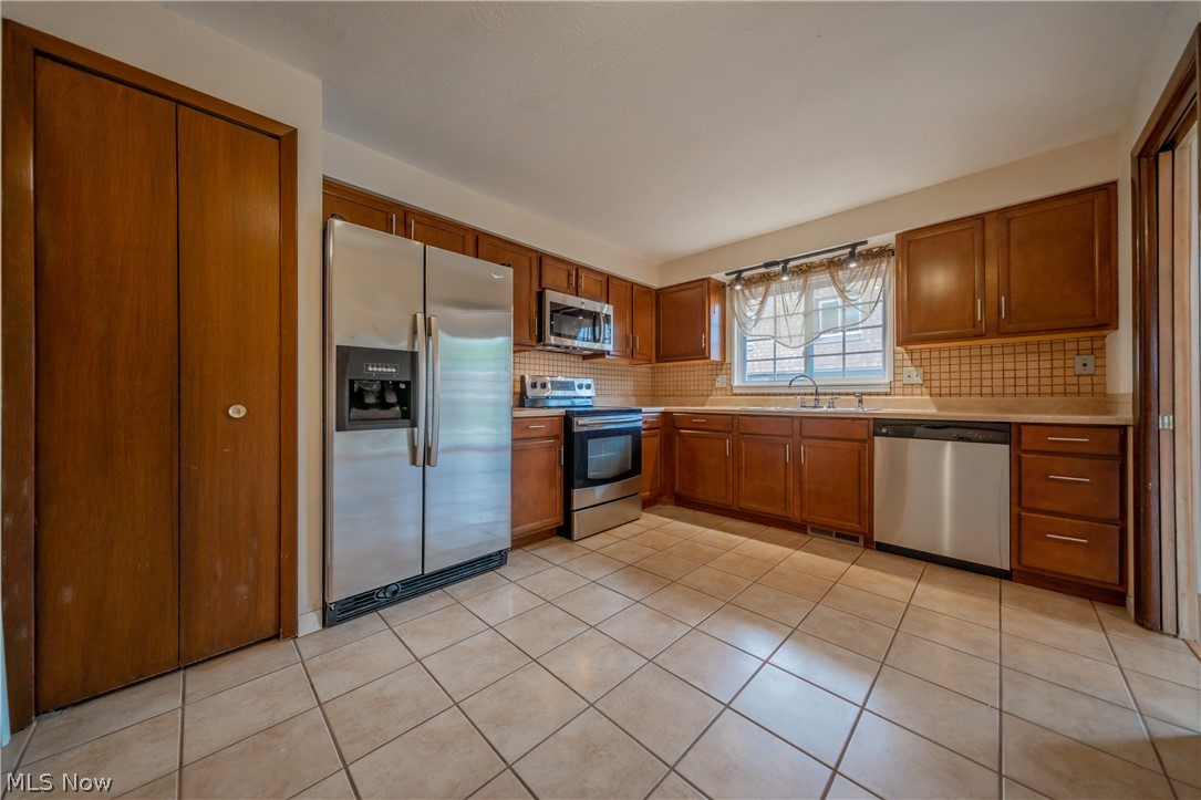 Concord Village J Condo - Residential