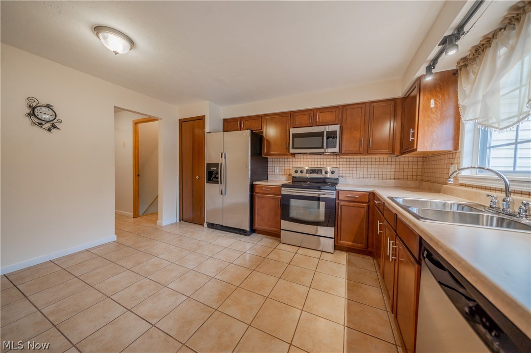 Concord Village J Condo - Residential