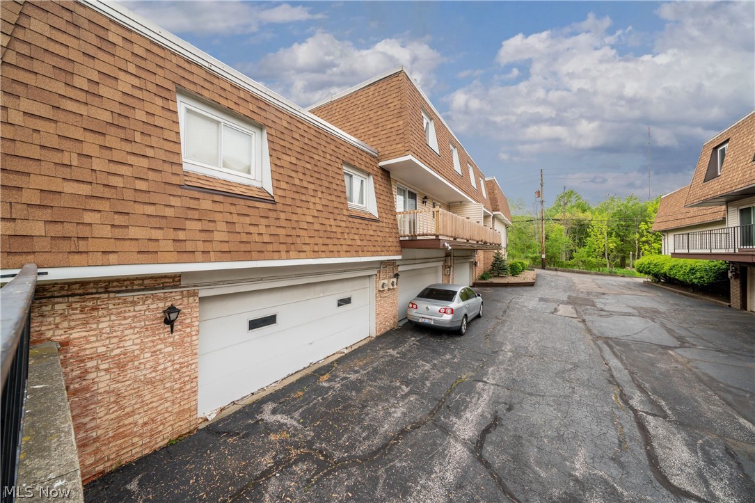 Concord Village J Condo - Residential