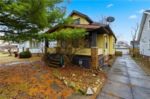 Tiny photo for 7923 Jameson Road, Parma, OH 44129 (MLS # 5179921)