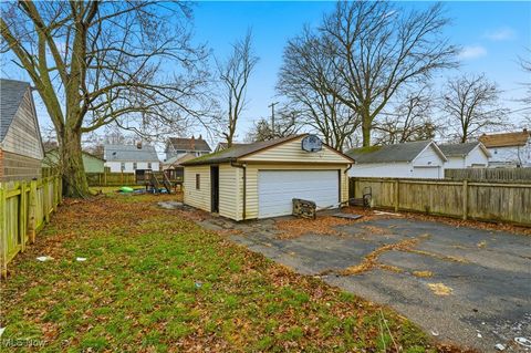 Tiny photo for 7923 Jameson Road, Parma, OH 44129 (MLS # 5179921)
