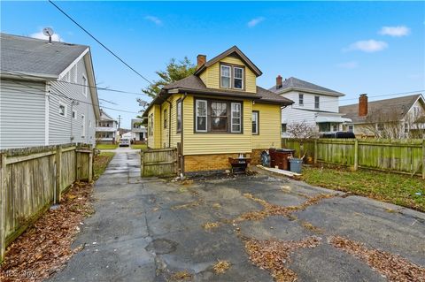 Tiny photo for 7923 Jameson Road, Parma, OH 44129 (MLS # 5179921)