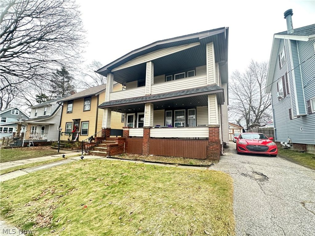 Photo of 2007 Tate Avenue, Cleveland, OH 44109 (MLS # 5189048)