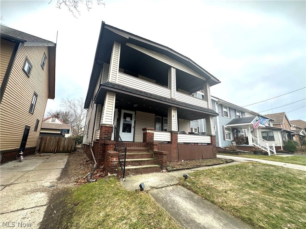 Photo of 2007 Tate Avenue, Cleveland, OH 44109 (MLS # 5189048)