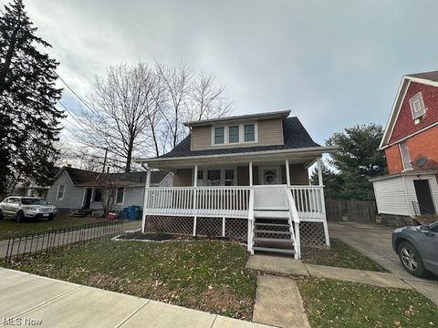 Single Family Residence in Lorain OH 2518 Oakdale Avenue.jpg