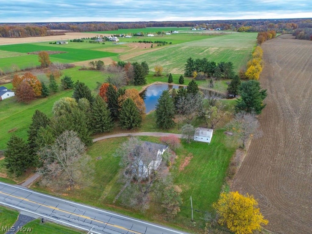 Photo of 51883 Telegraph, Amherst, OH 44001 (MLS # 5203273)