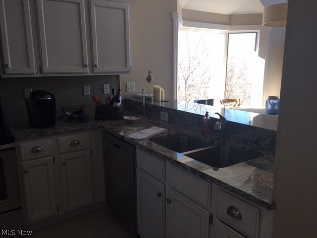 Beachwood Villas Condo - Residential