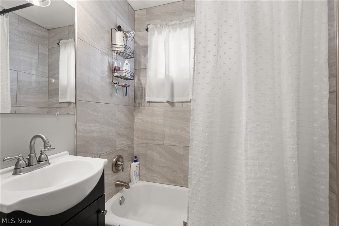 Ridgewood 01 - Residential