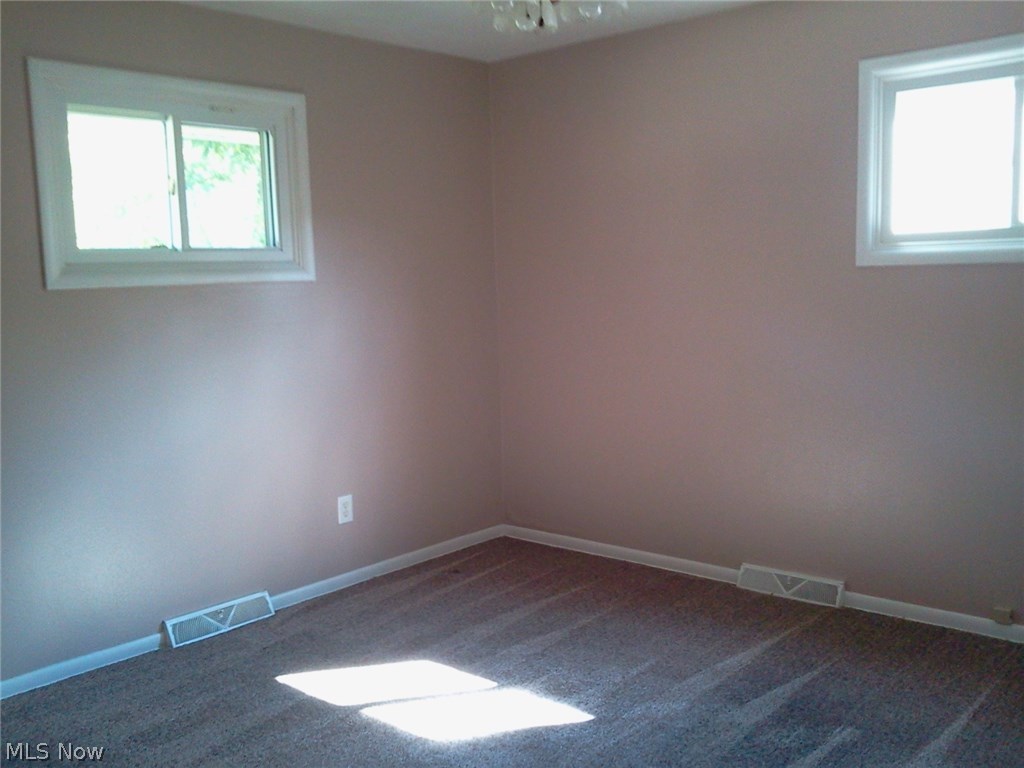 Knickerbocker - Residential