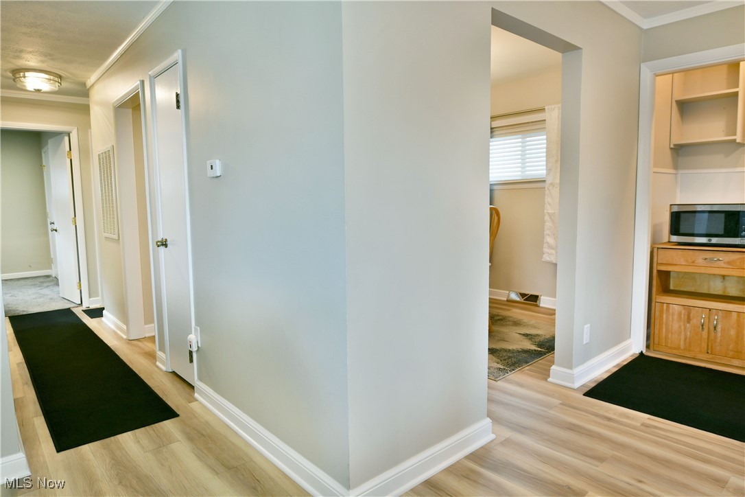 2230 Bel Aire Ln, Poland, Ohio image 9
