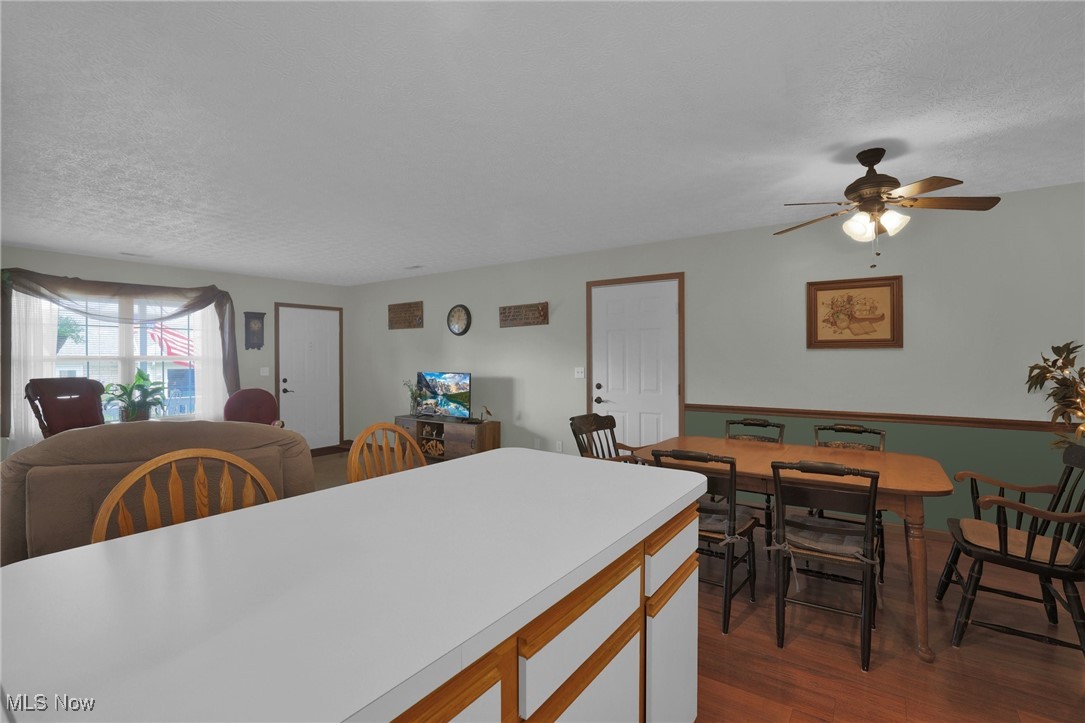 City Ontari Condos - Residential