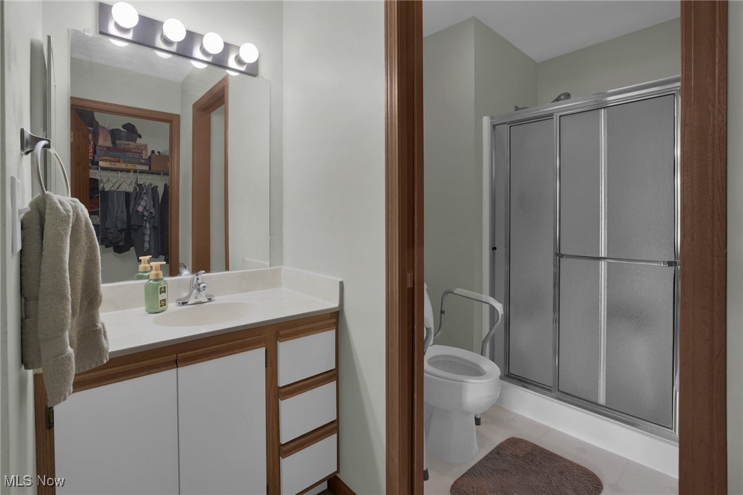 City Ontari Condos - Residential