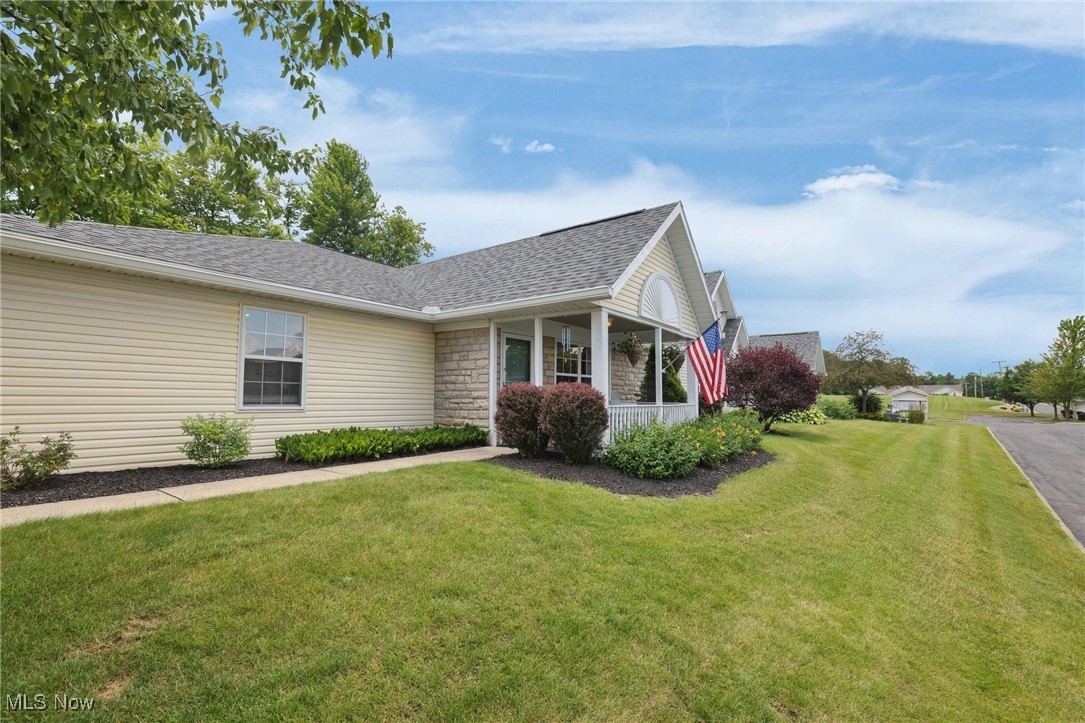 City Ontari Condos - Residential