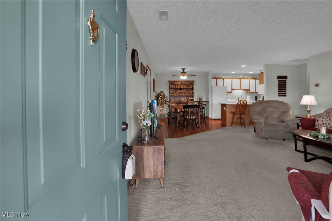 City Ontari Condos - Residential