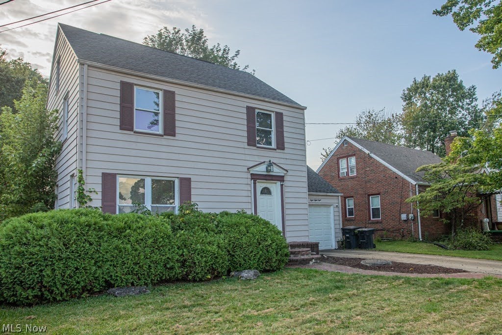 888 Trumbull Avenue SE