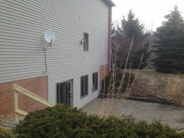 Ledgewood Crossing At Falls - Residential