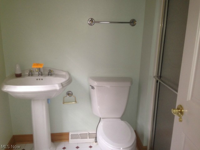 Ledgewood Crossing At Falls - Residential